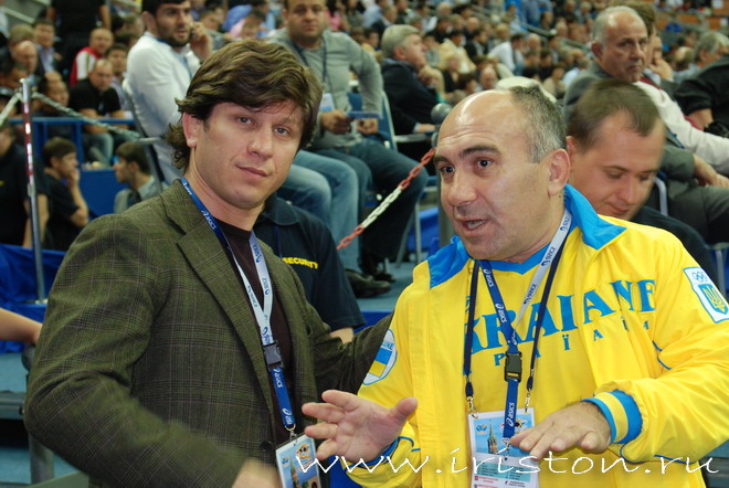 Олимпийский чемпион Эльбрус Тедеев и главный тренер сборной Украины по вольной борьбе Руслан Шавлохов