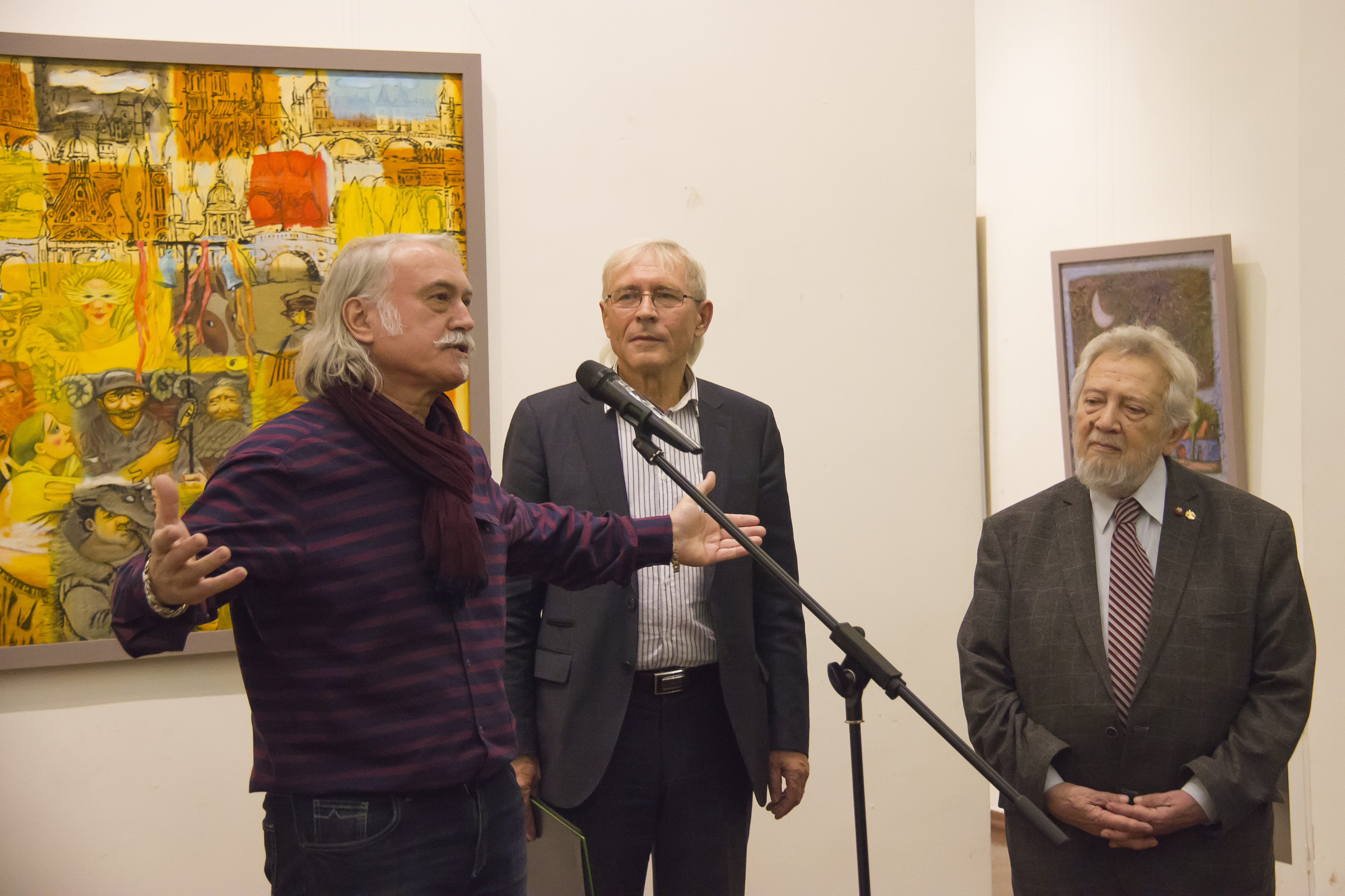 В Москве состоялось открытие выставки Юрия Абисалова – Московская  осетинская община